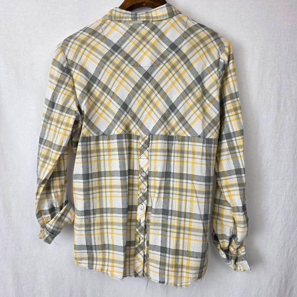 Maurices XL Yellow Gray Plaid Button Front Frayed Hem Shirt - Picture 8 of 11